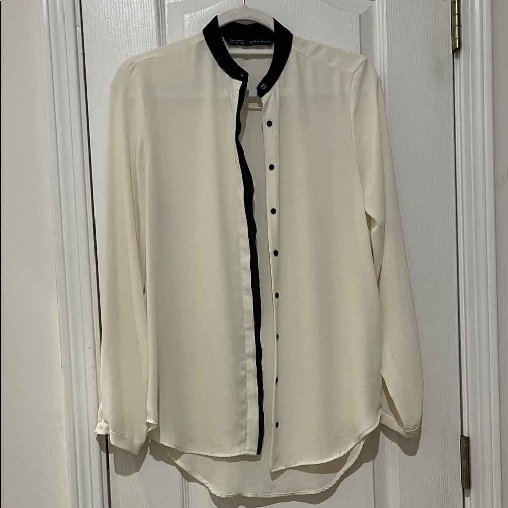 Zara Basic Blouse Size Small Euc - image 1